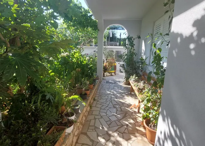 Brko Bed & Breakfast 3*