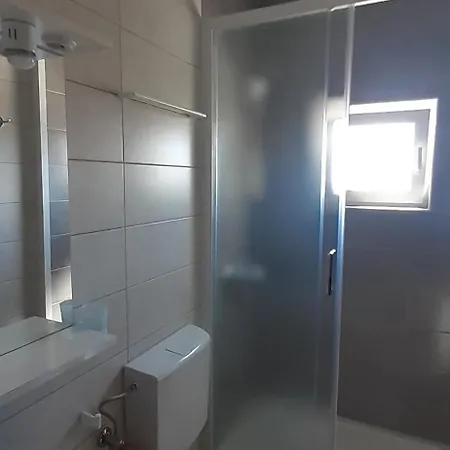 Brko Bed & Breakfast 3*